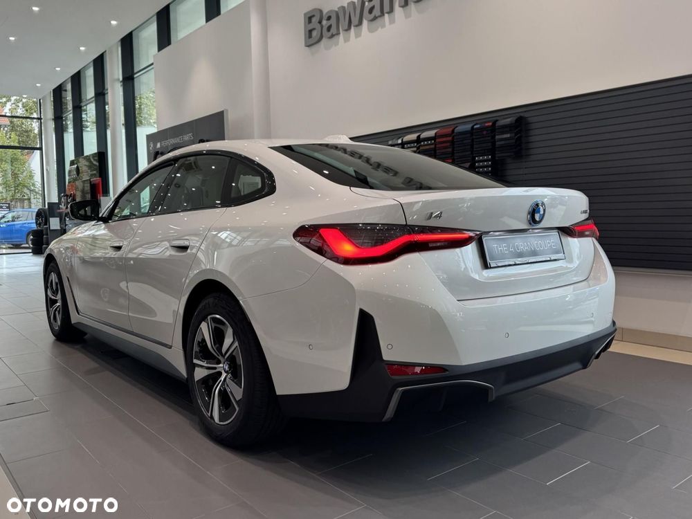 BMW i4 - 3