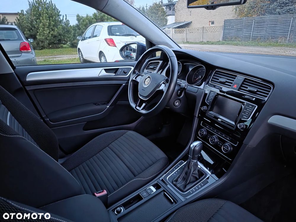 Volkswagen Golf 1.6 TDI BlueMotion Technology DSG Cup - 13