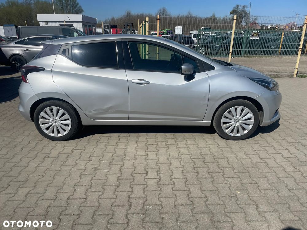 Nissan Micra 1.0 Visia Plus - 9