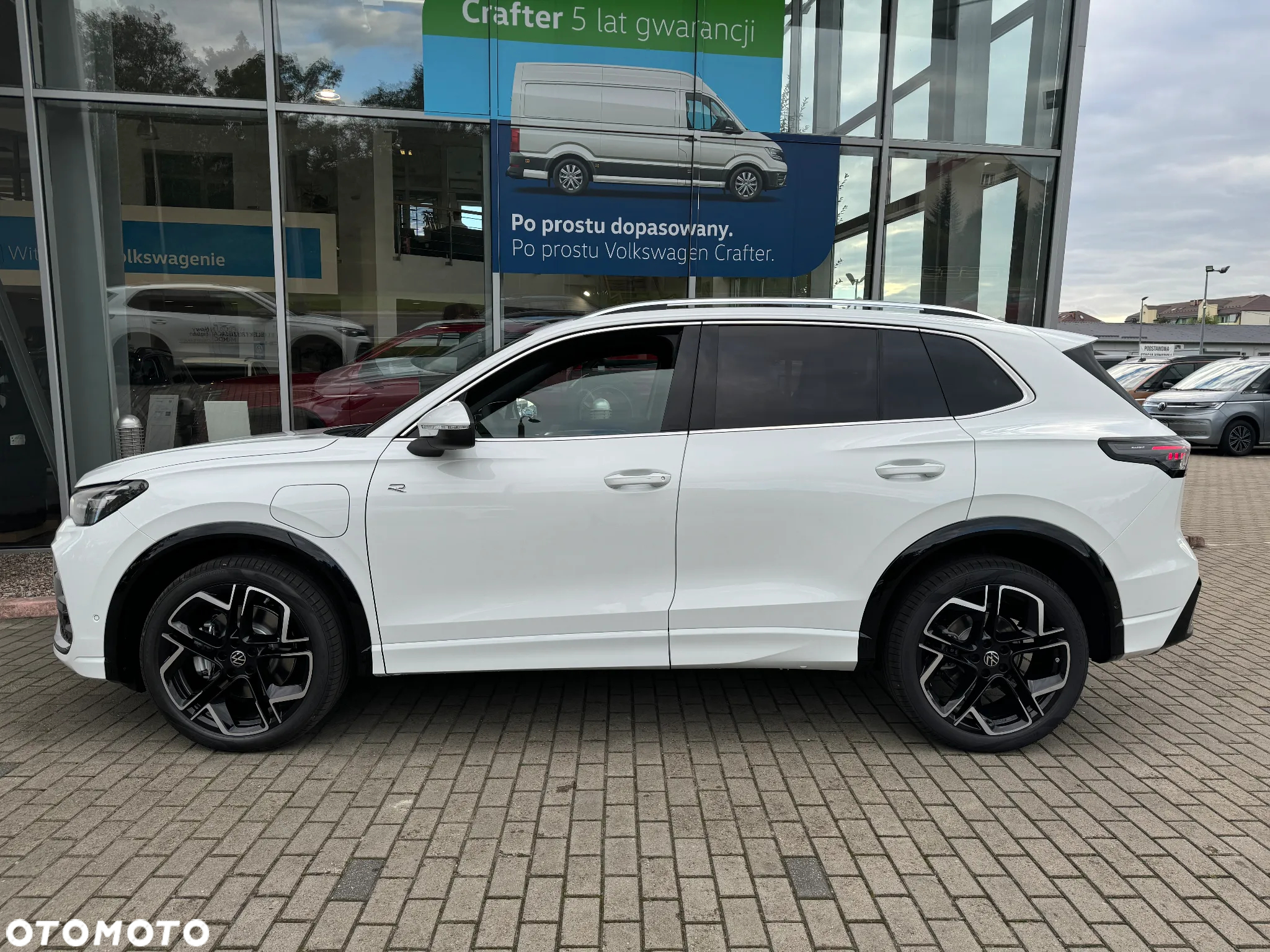 Volkswagen Tiguan 1.5 eHybrid PHEV R-Line Plus DSG - 9