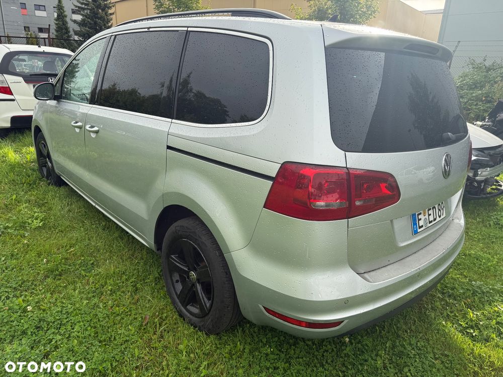 Volkswagen Sharan 2.0 TDI DSG BlueMotion Technology Comfortline - 2