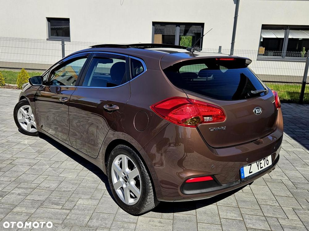 Kia Ceed 1.6 GDI DCT Platinum Edition - 7