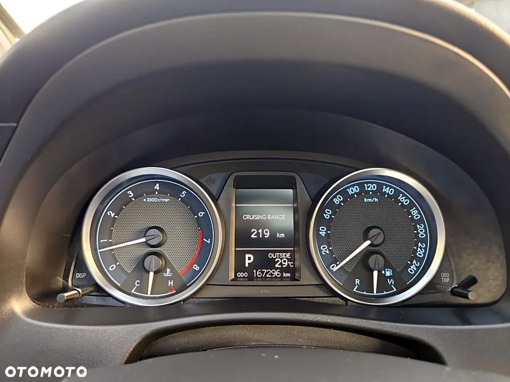 Toyota Auris 1.6 Premium Comfort MS - 11