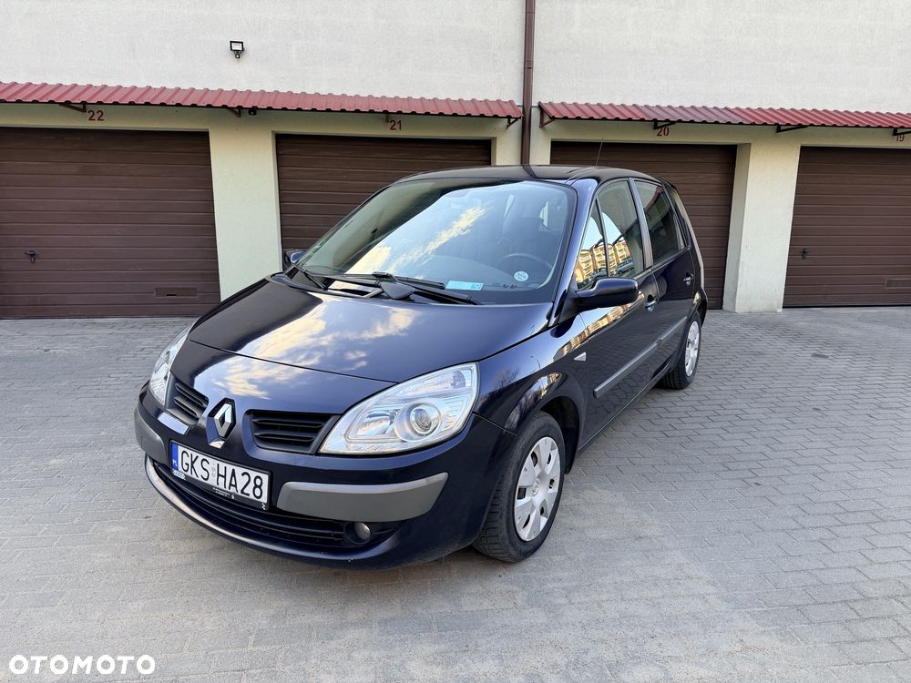 Renault Scenic - 1