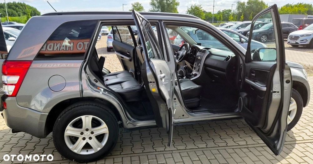 Suzuki Grand Vitara - 21
