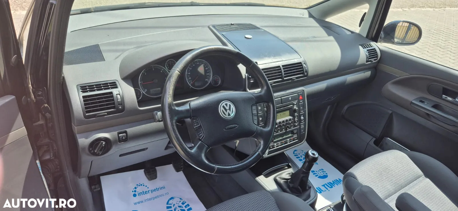 Volkswagen Sharan - 12