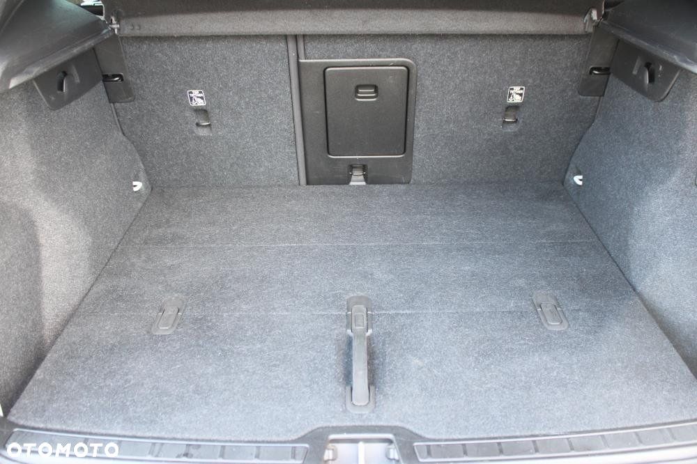 Volvo XC 40 - 27