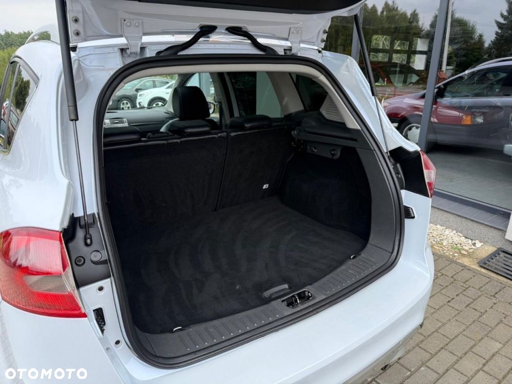 Ford Kuga - 14