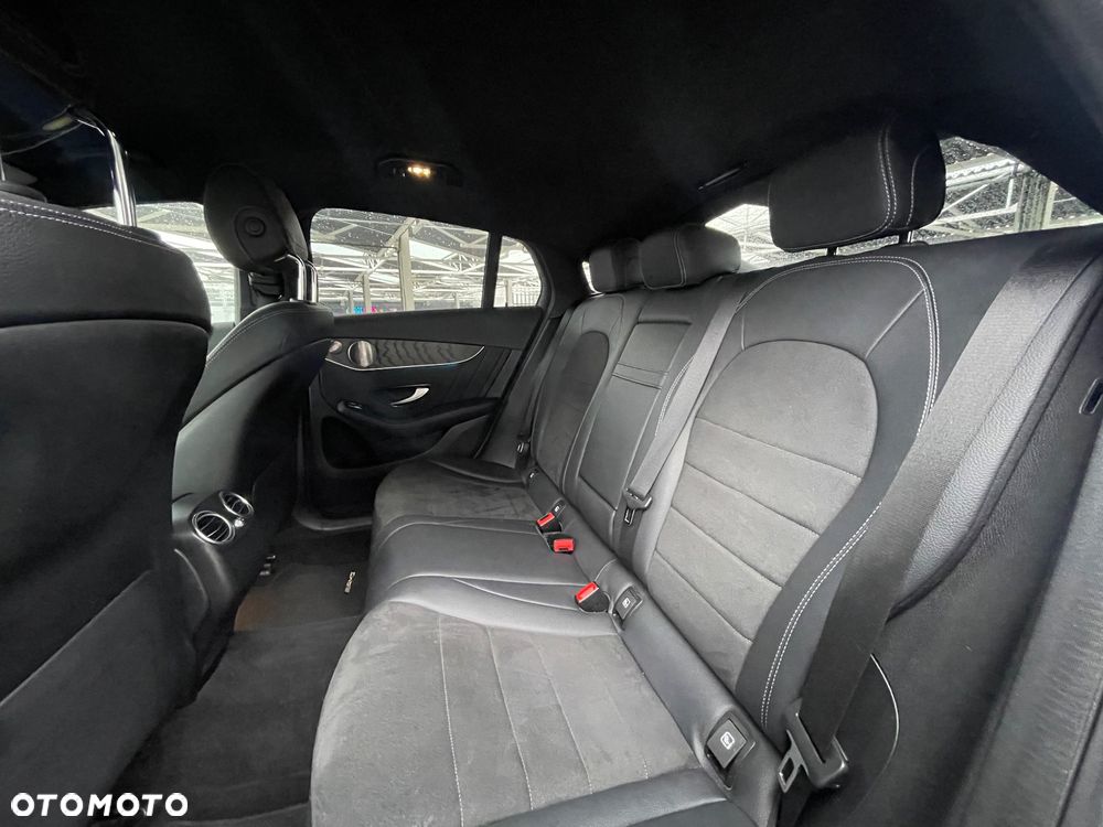 Mercedes-Benz GLC - 17