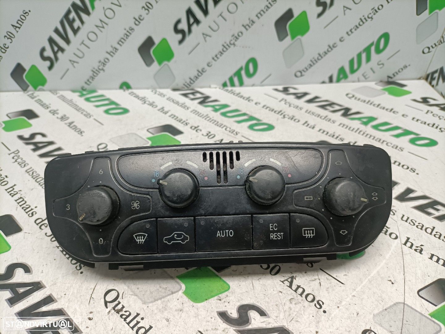 Comando / Botão De Sofagem / Climatronic Mercedes-Benz C-Class (W203) - 1