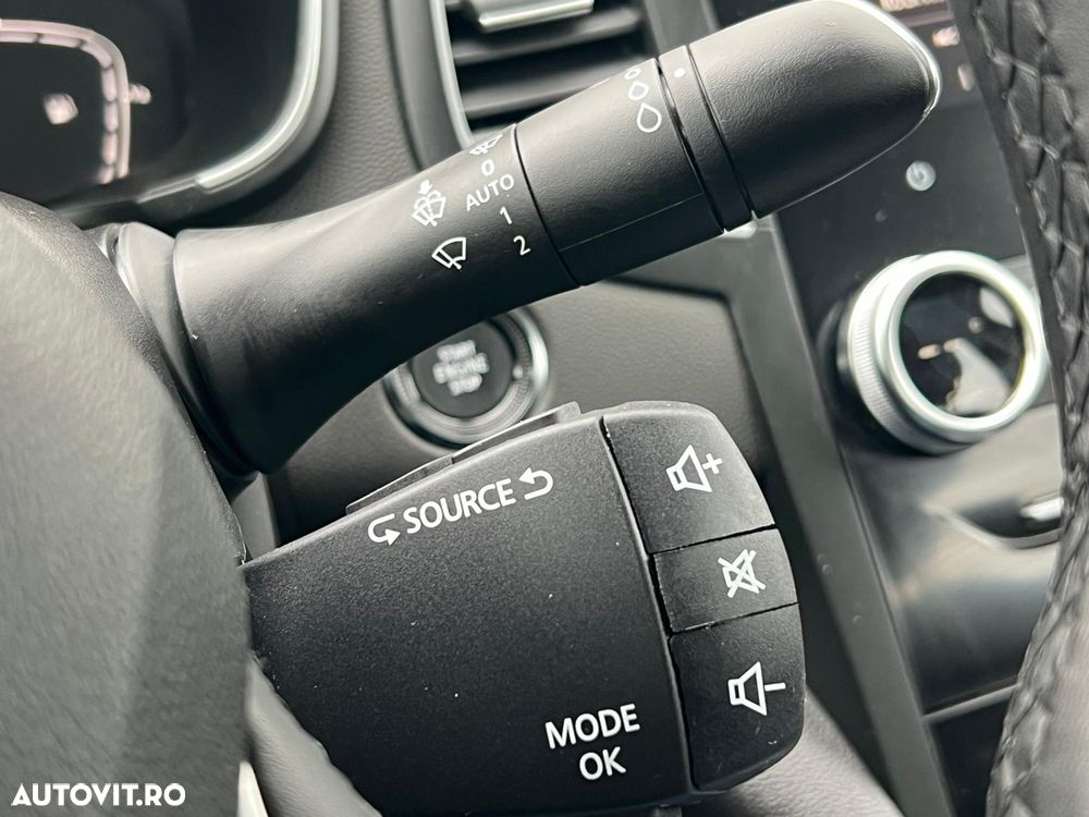 Renault Megane TCe 140 GPF Equilibre - 20