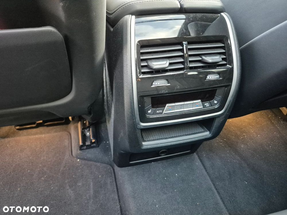 BMW X5 xDrive40d - 12