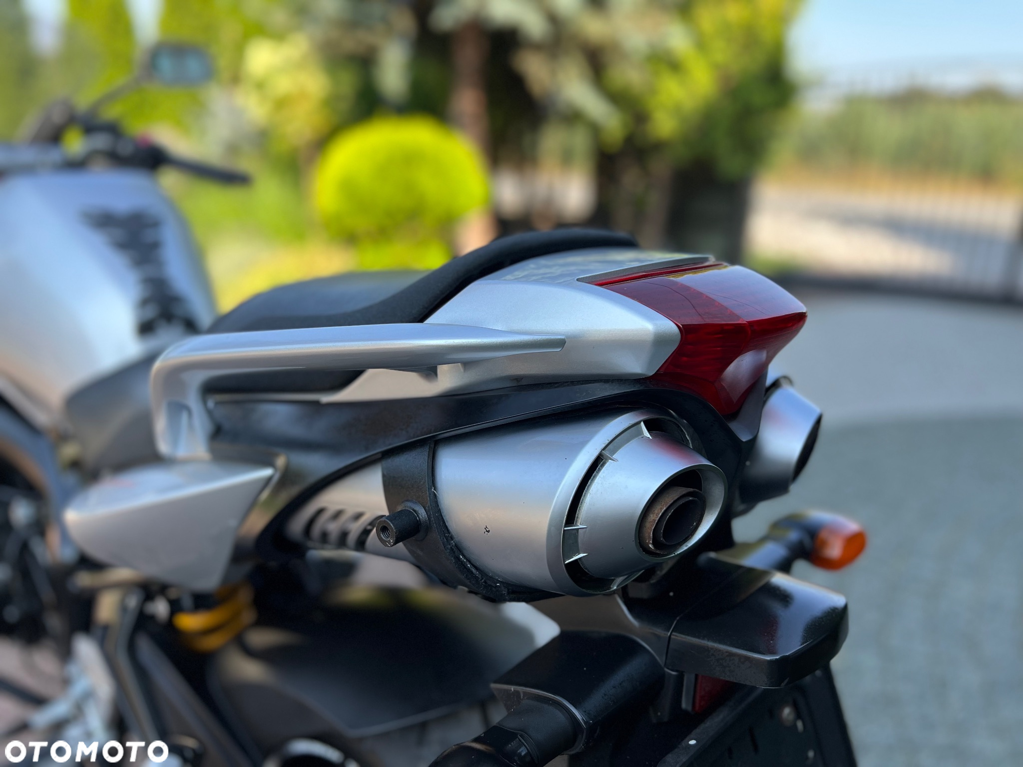 Yamaha FZ6 - 16