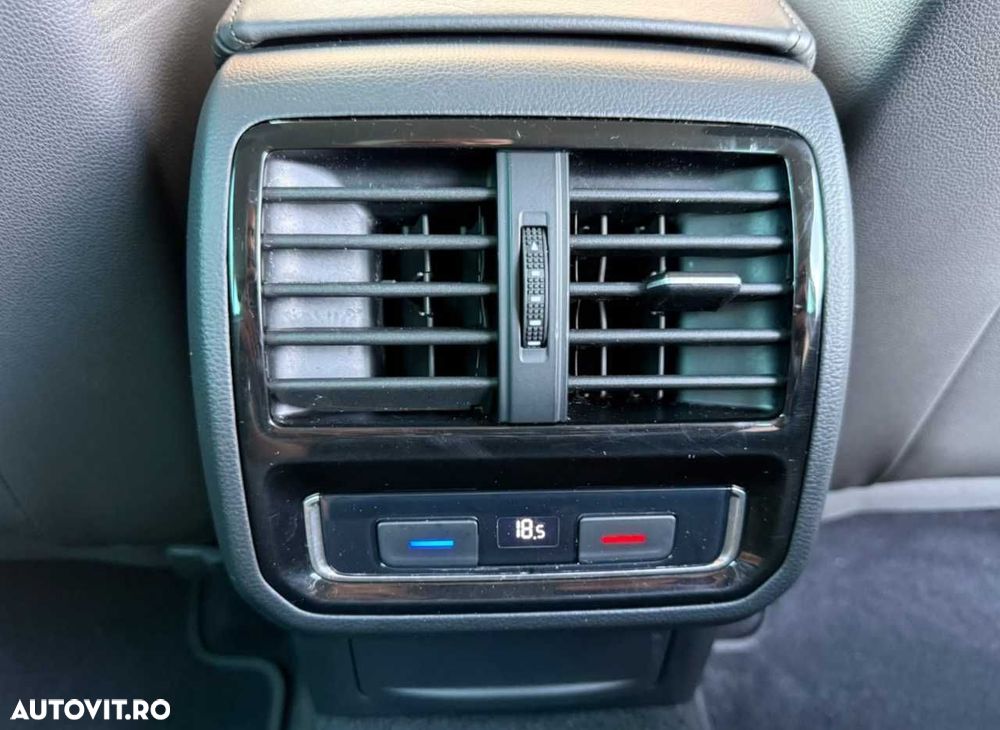 Volkswagen Passat - 27