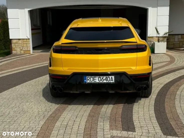 Lamborghini Urus - 9