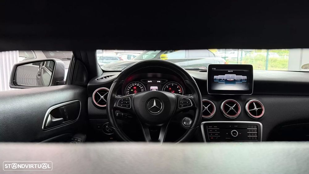 Mercedes-Benz A 180 d 7G-DCT Urban - 14