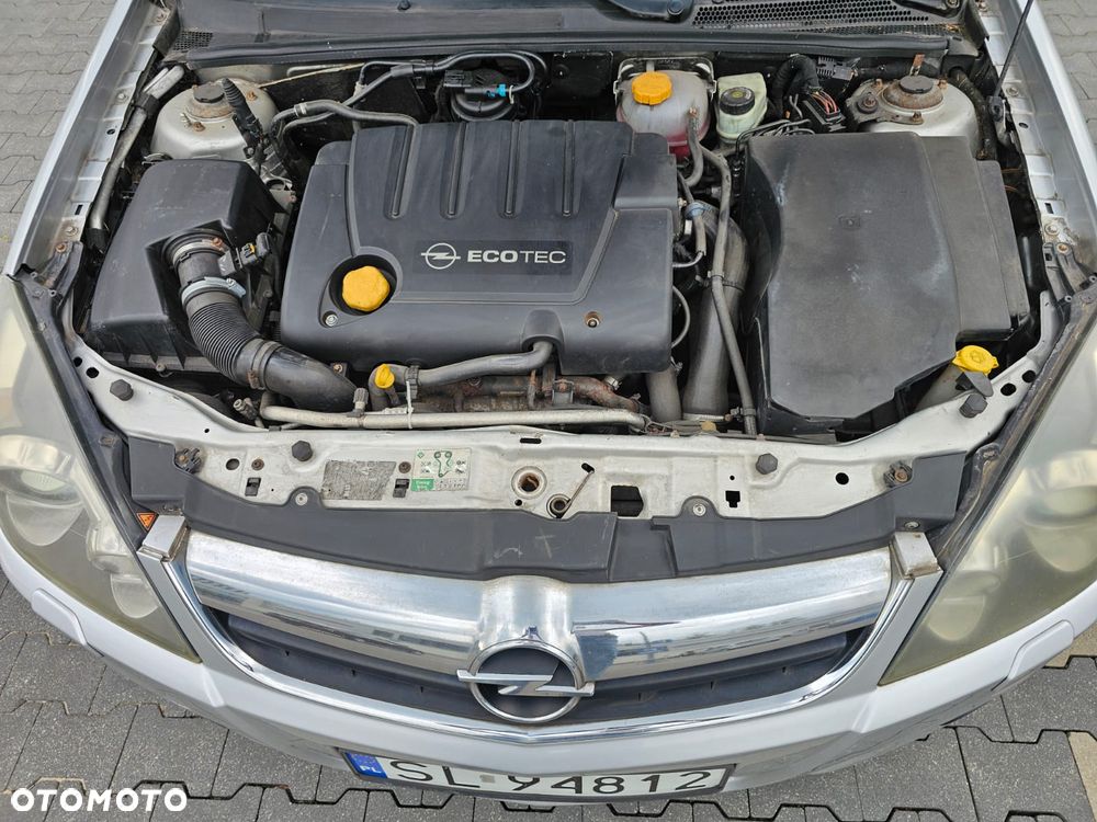 Opel Vectra 1.9 CDTI Sport - 20