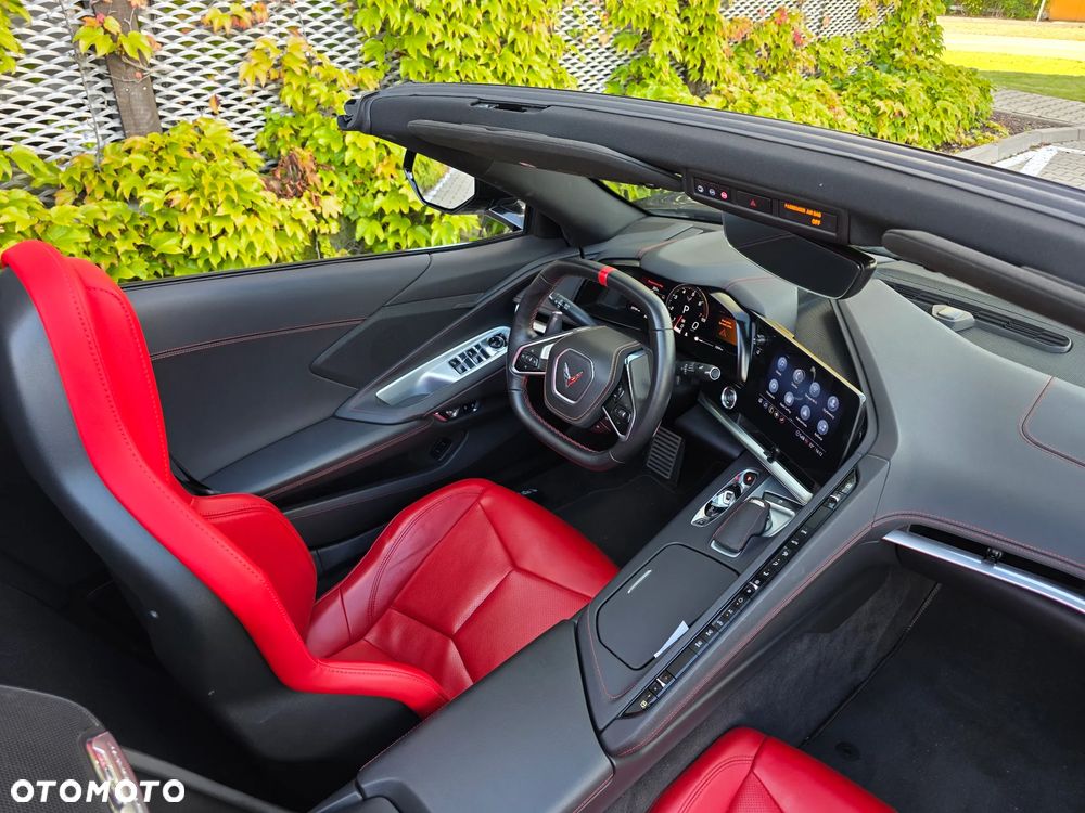 Chevrolet Corvette - 29