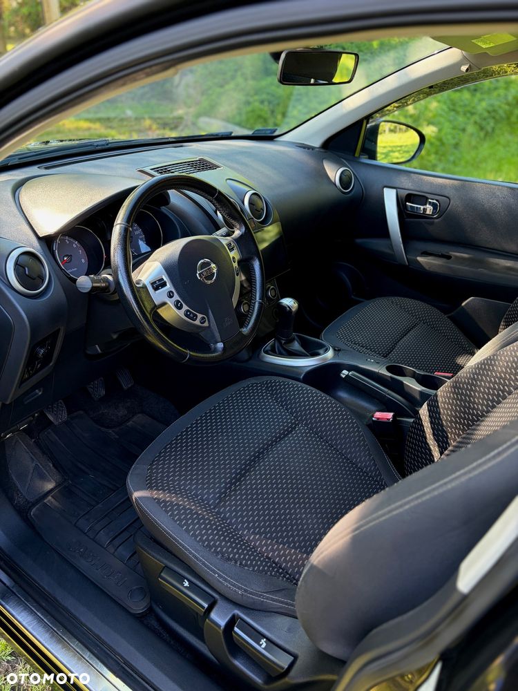Nissan Qashqai - 10
