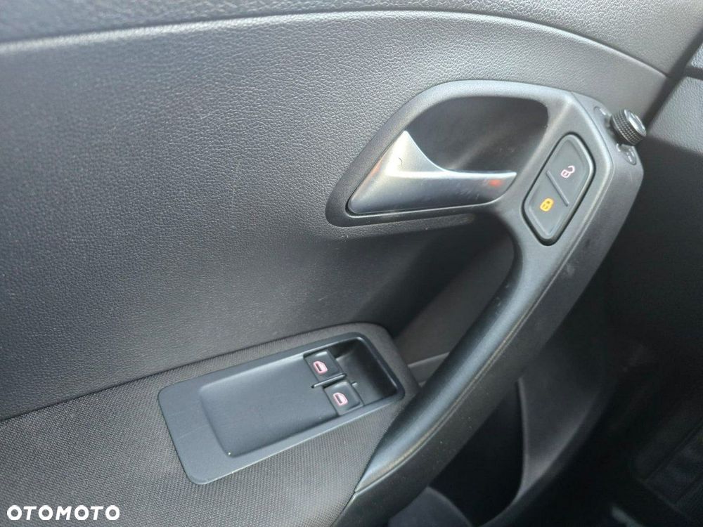Volkswagen Polo - 25