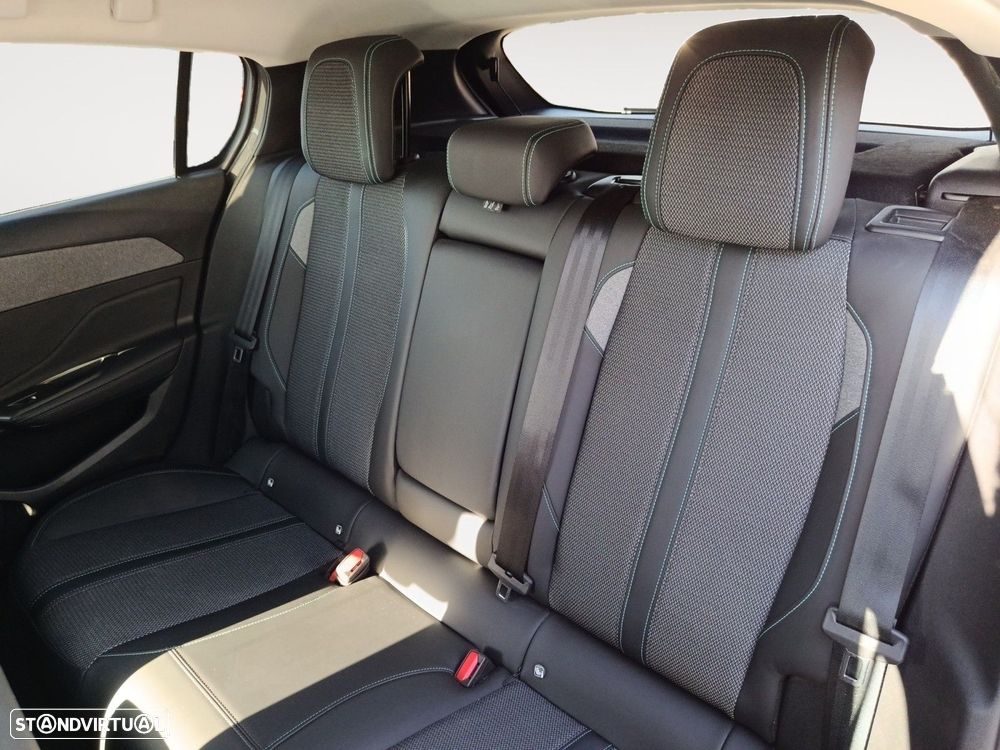 Peugeot 308 1.2 PureTech Allure - 13