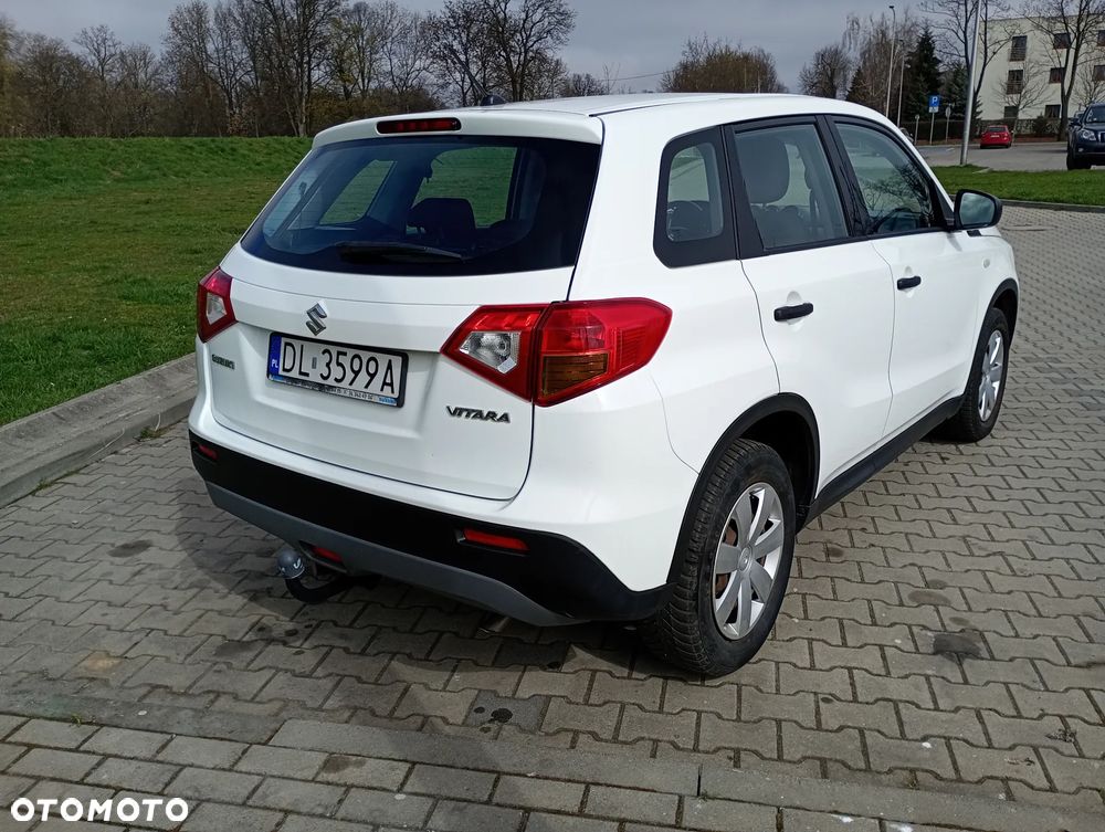 Suzuki Vitara 1.6 Comfort 2WD - 3