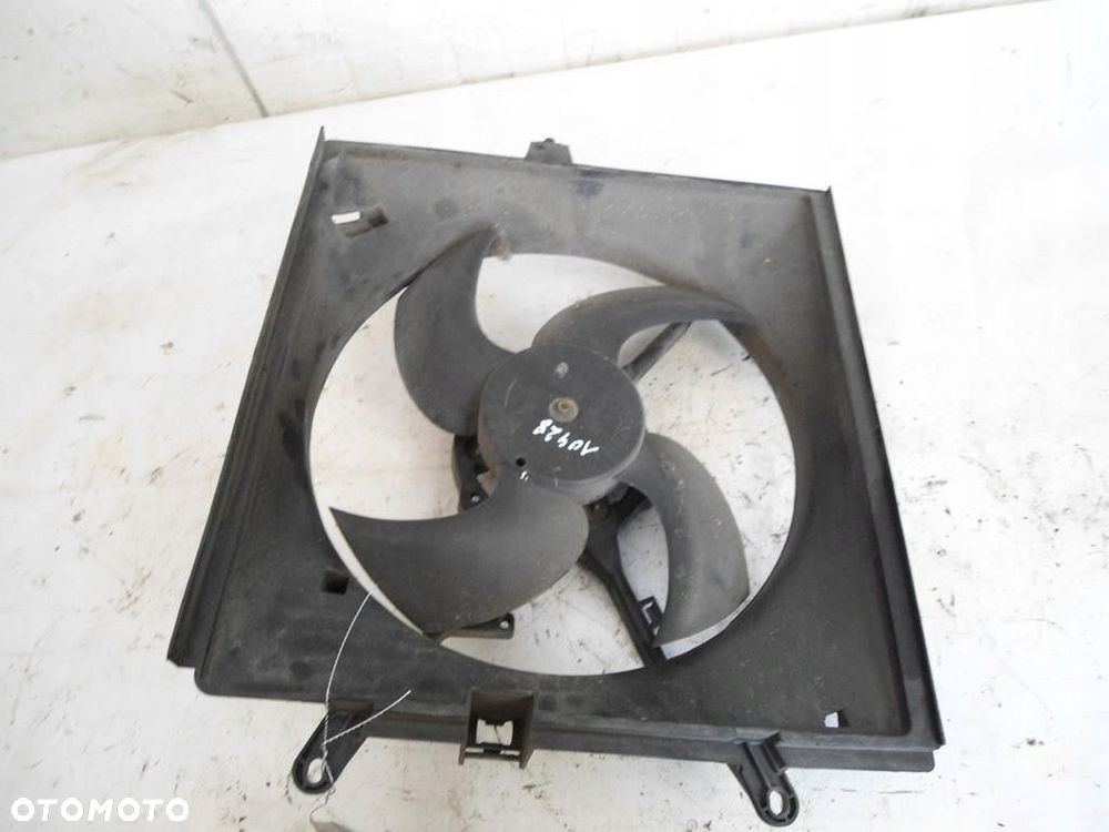 mitsubishi carisma 1.8 gdi wiatrak chłodnicy wody - 2