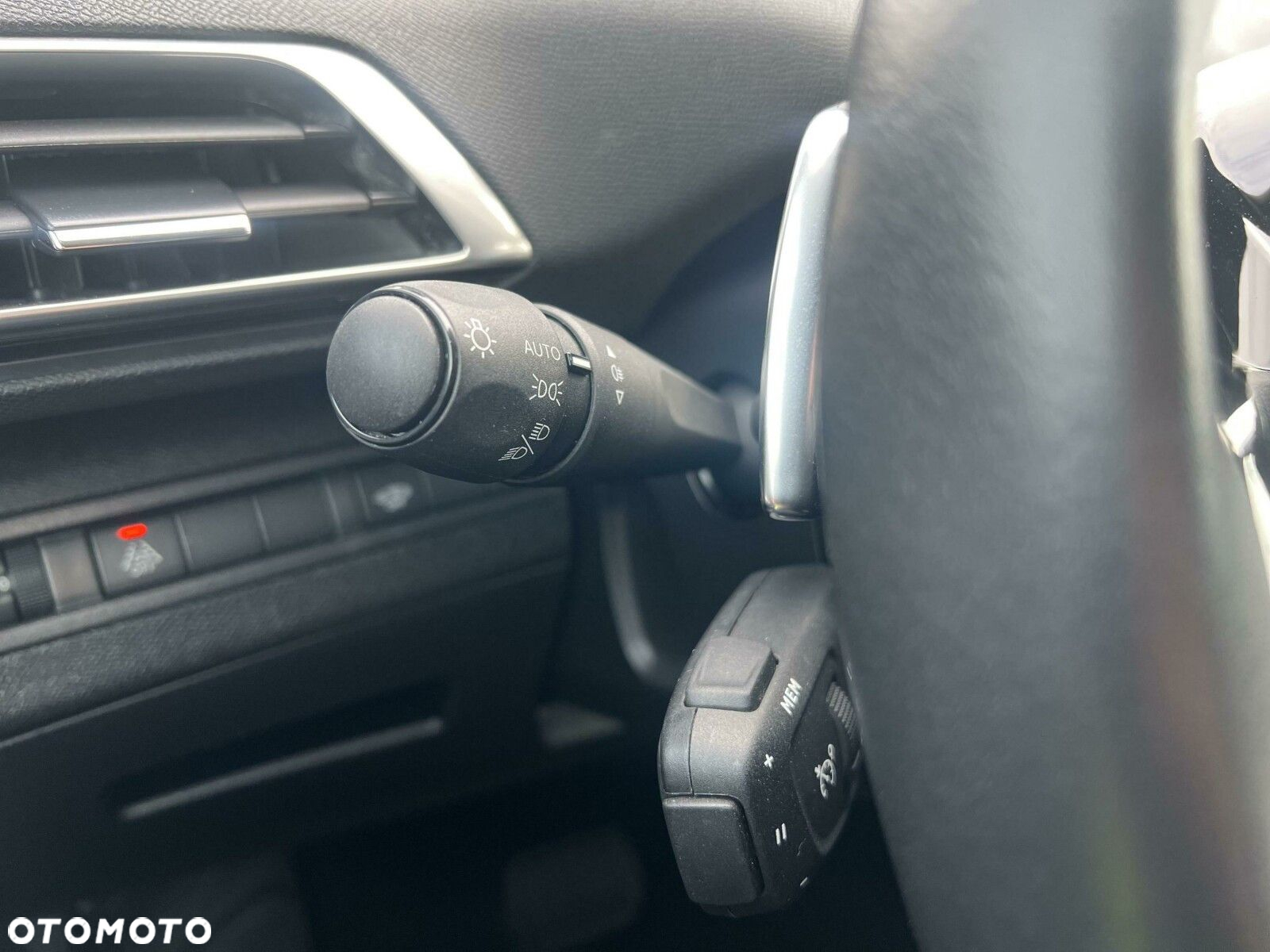 Peugeot 3008 - 14
