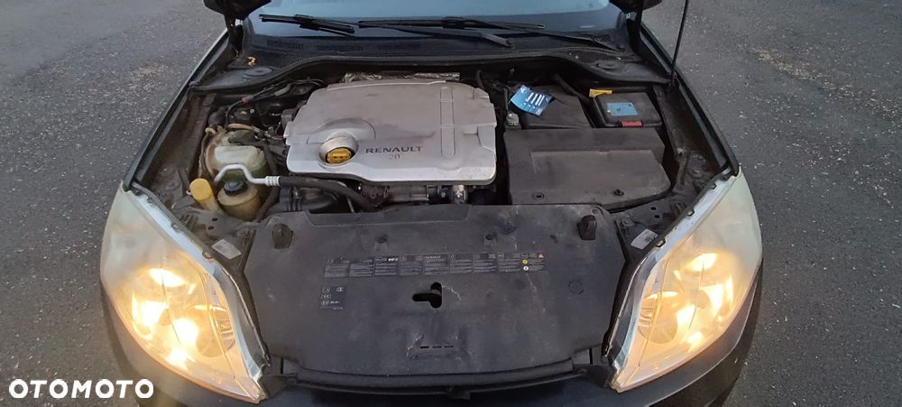 Renault Laguna 2.0 DCi FAP Expression - 17