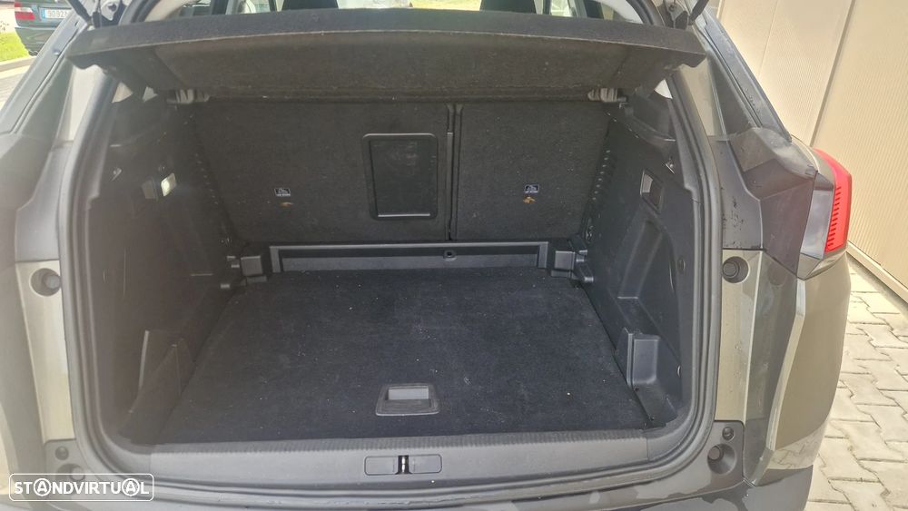 Peugeot 3008 PureTech 130 Stop & Start GPF Allure - 15