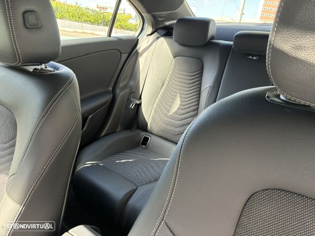 Mercedes-Benz A 180 Limousine d Style Plus Aut. - 16