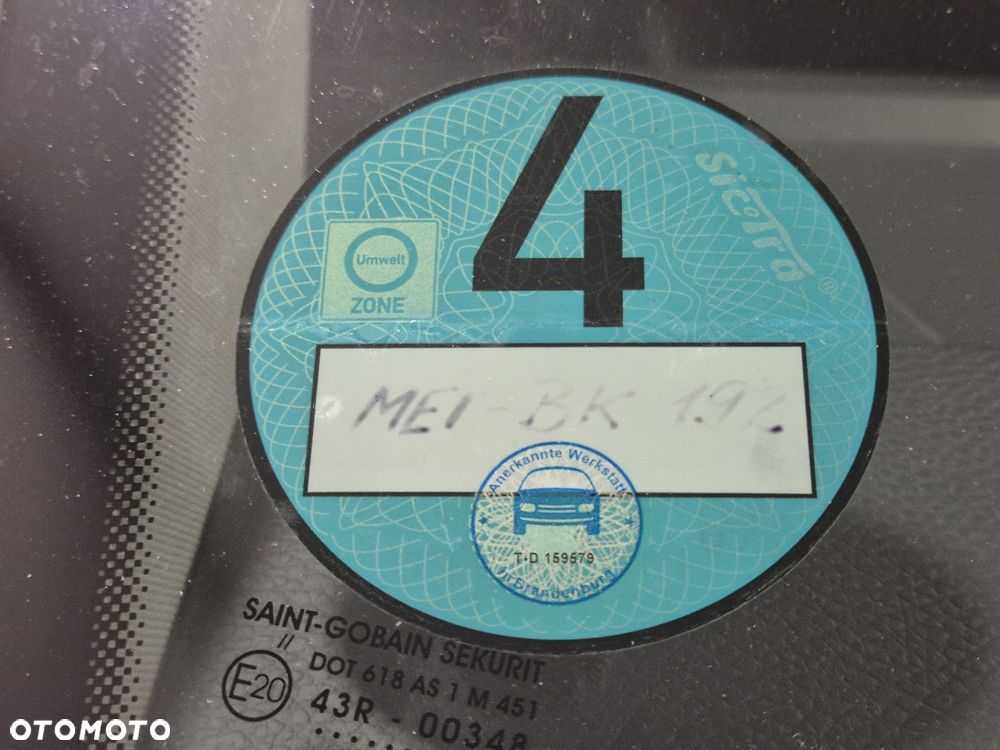 Volkswagen Multivan - 14