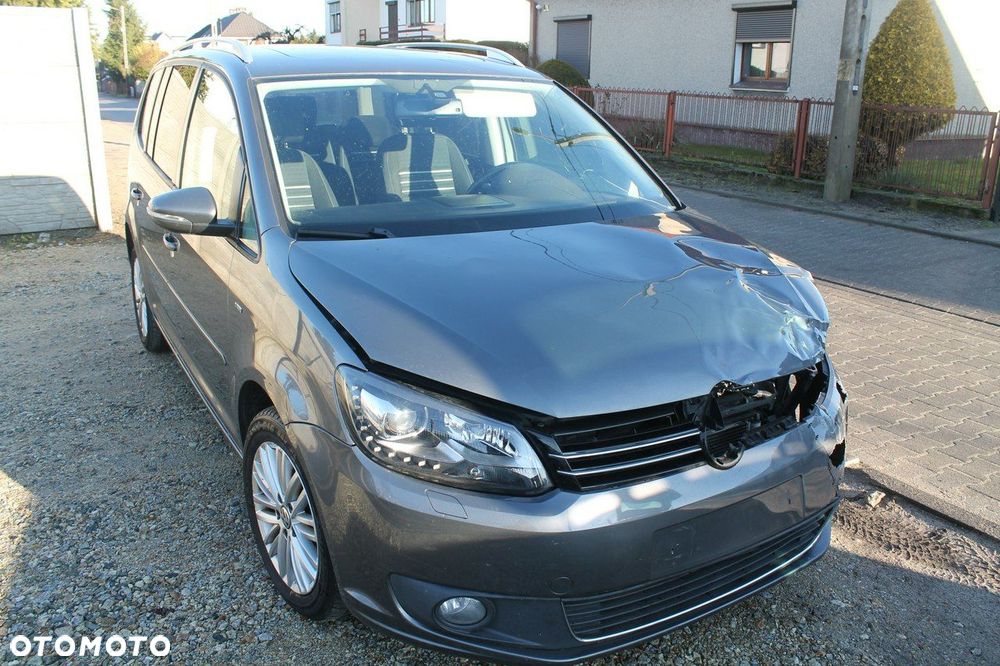 Volkswagen Touran - 3