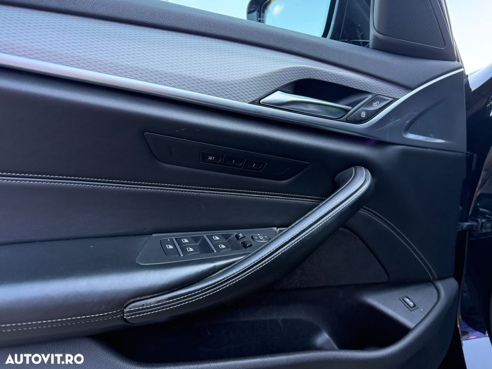 BMW Seria 5 520d Aut. M Sport Edition - 24