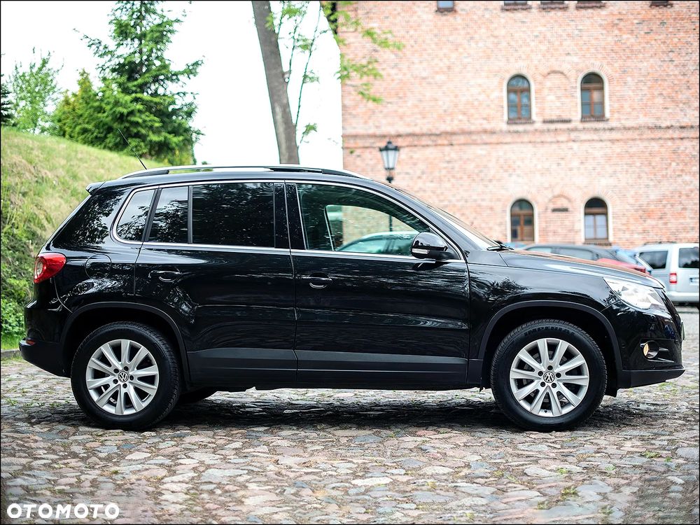 Volkswagen Tiguan - 9