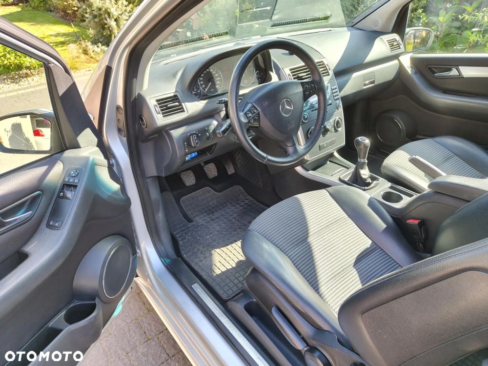 Mercedes-Benz Klasa A 200 CDI Avantgarde - 8