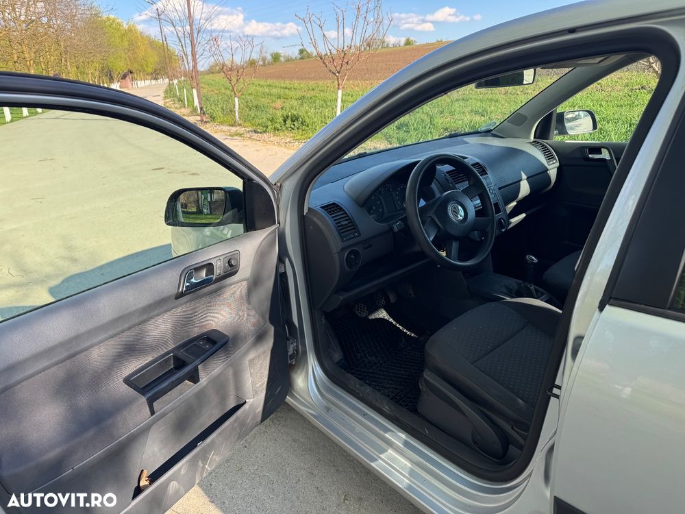 Volkswagen Polo 1.2 - 15