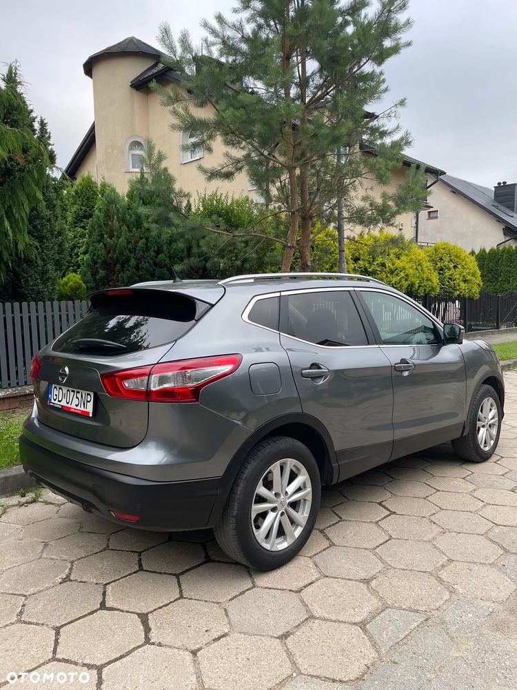 Nissan Qashqai 1.2 DIG-T N-Connecta EU6 - 9