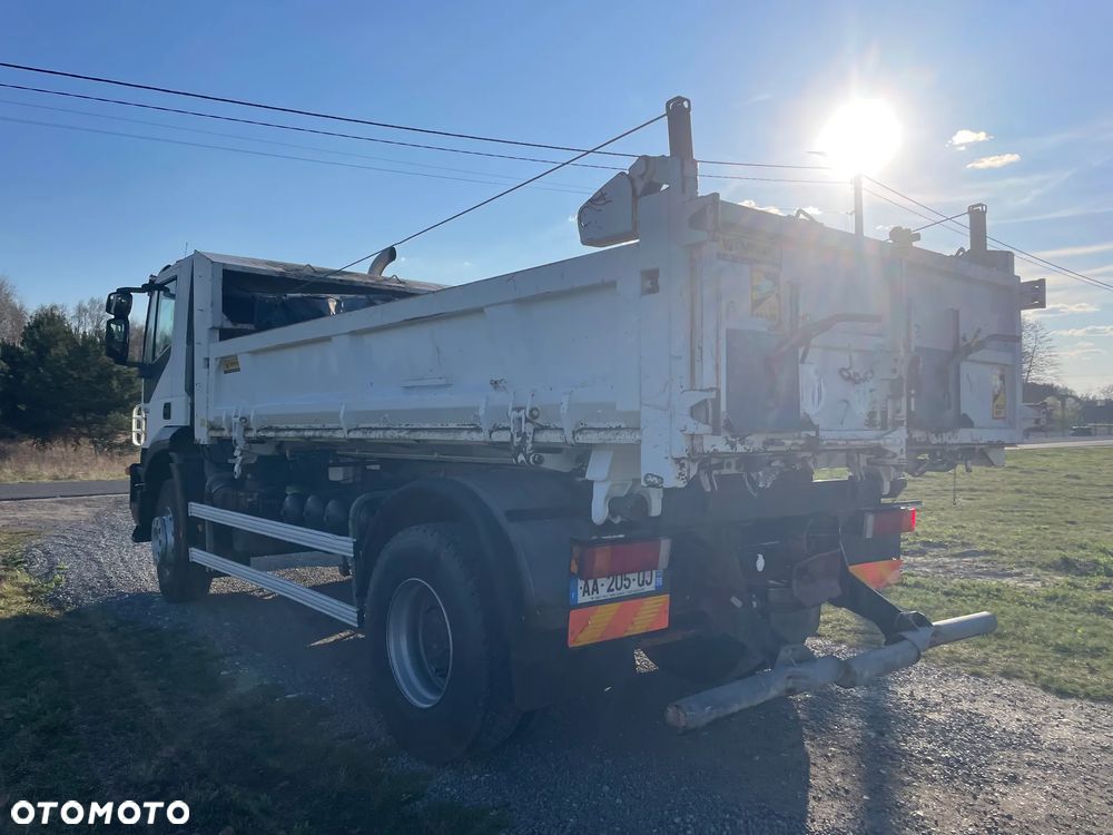Iveco TRAKKER 360 - 12