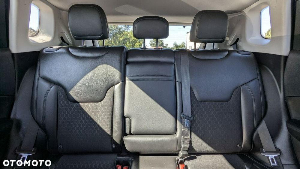 Jeep Compass - 16