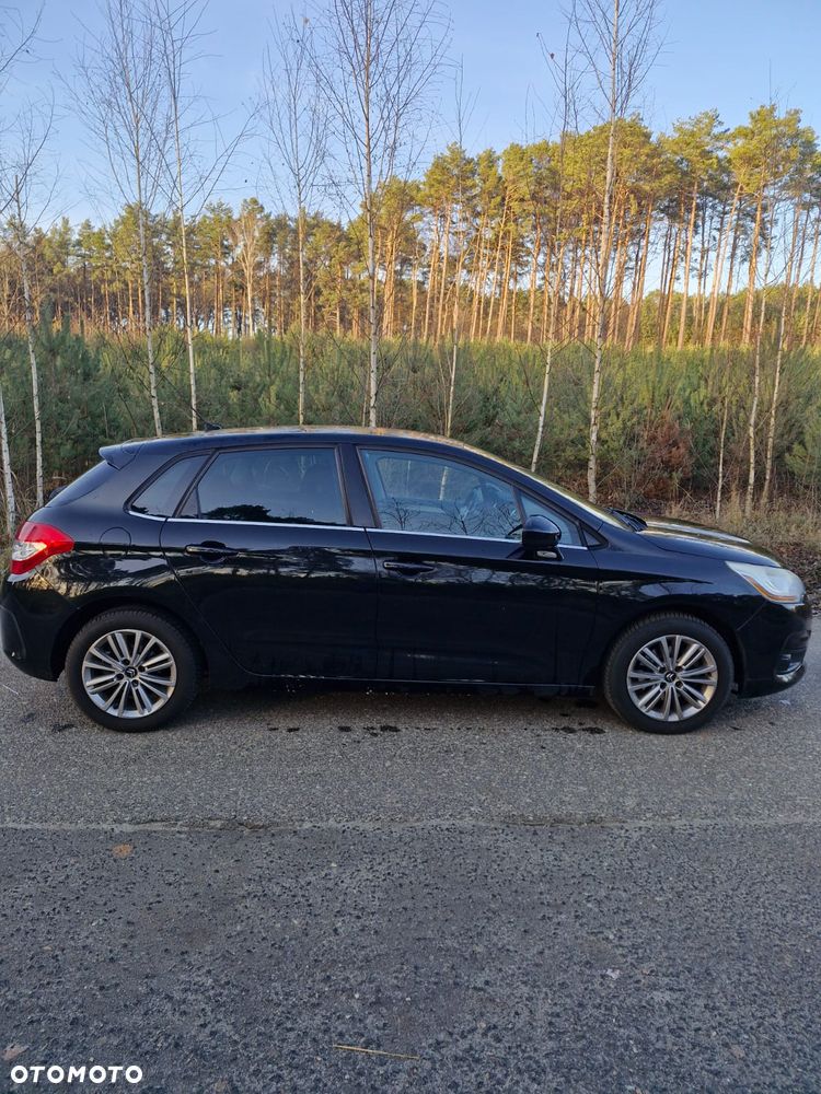 Citroën C4 VTi 120 Exclusive - 4