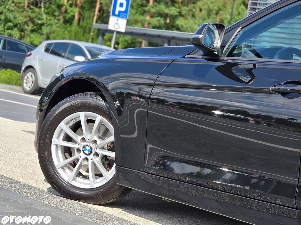 BMW Seria 3 318i GPF Advantage - 30