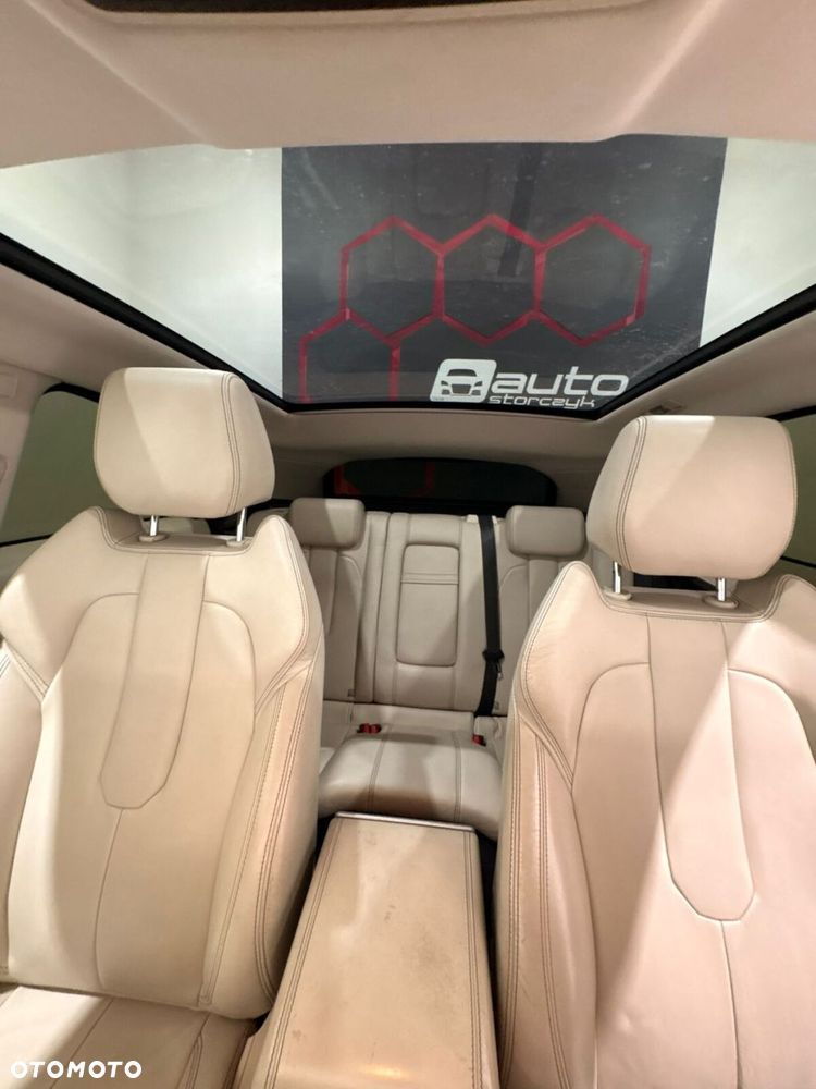 Land Rover Range Rover Evoque - 31