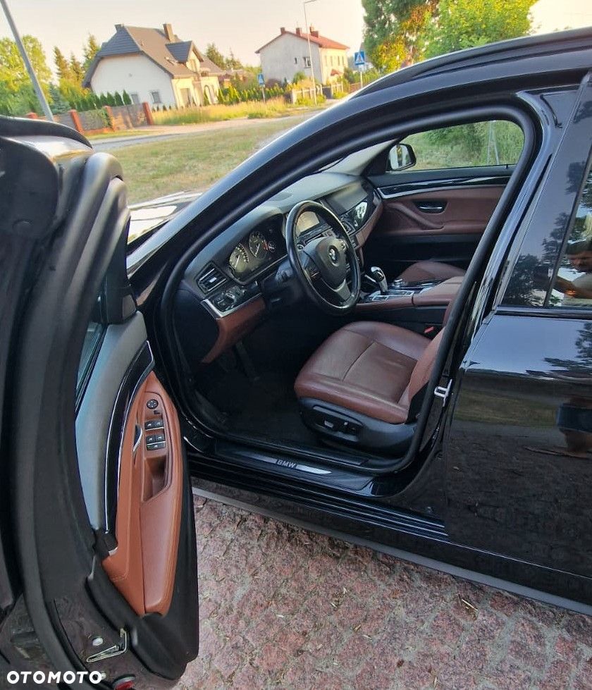 BMW Seria 5 520d - 9