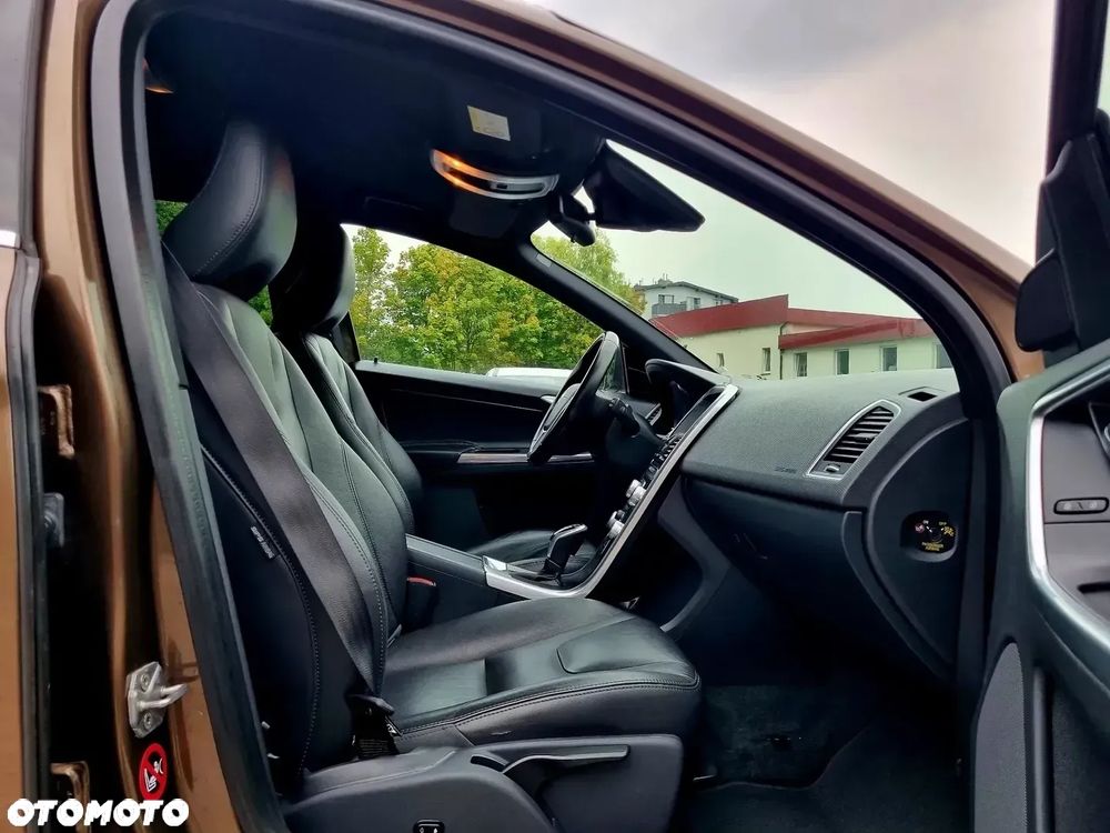 Volvo XC 60 D3 Geartronic Momentum - 11