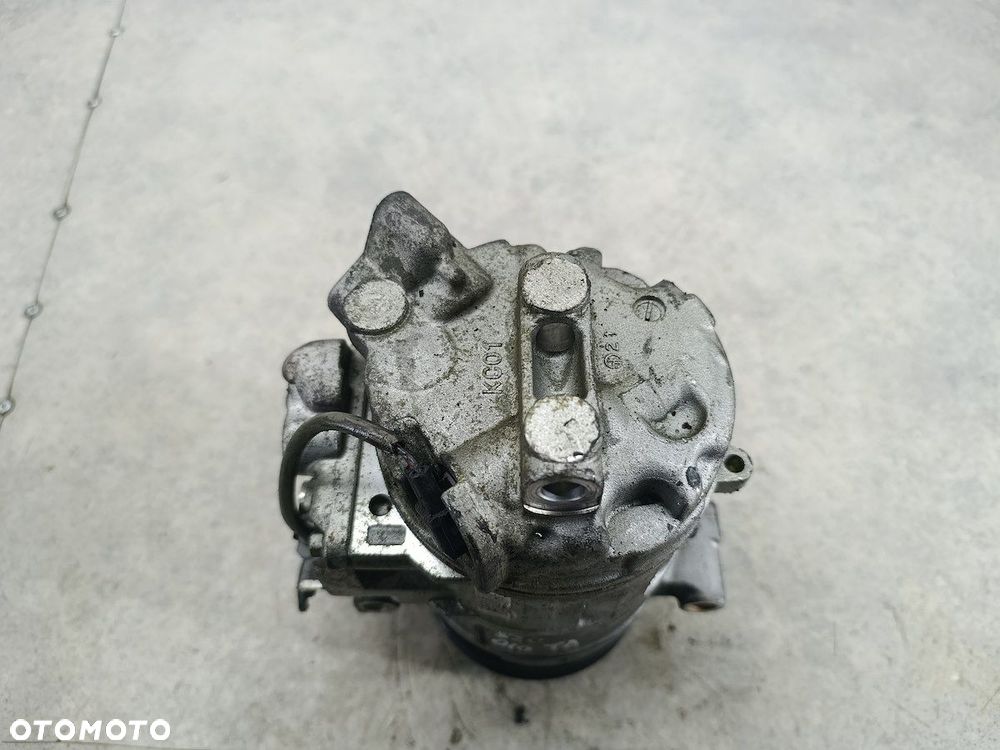 POMPA, SPRĘŻARKA KLIMATYZACJI BMW E91 447260-1852 6987862 DENSO 2.0 D - 9