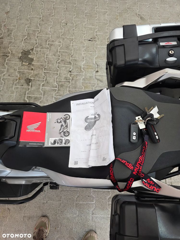 Honda X-ADV - 36