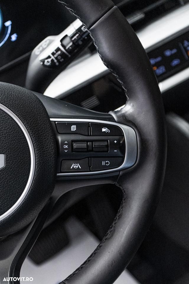 Kia Sportage 1.6 DSL MHEV 7DCT HP 4x2 Business Line - 24