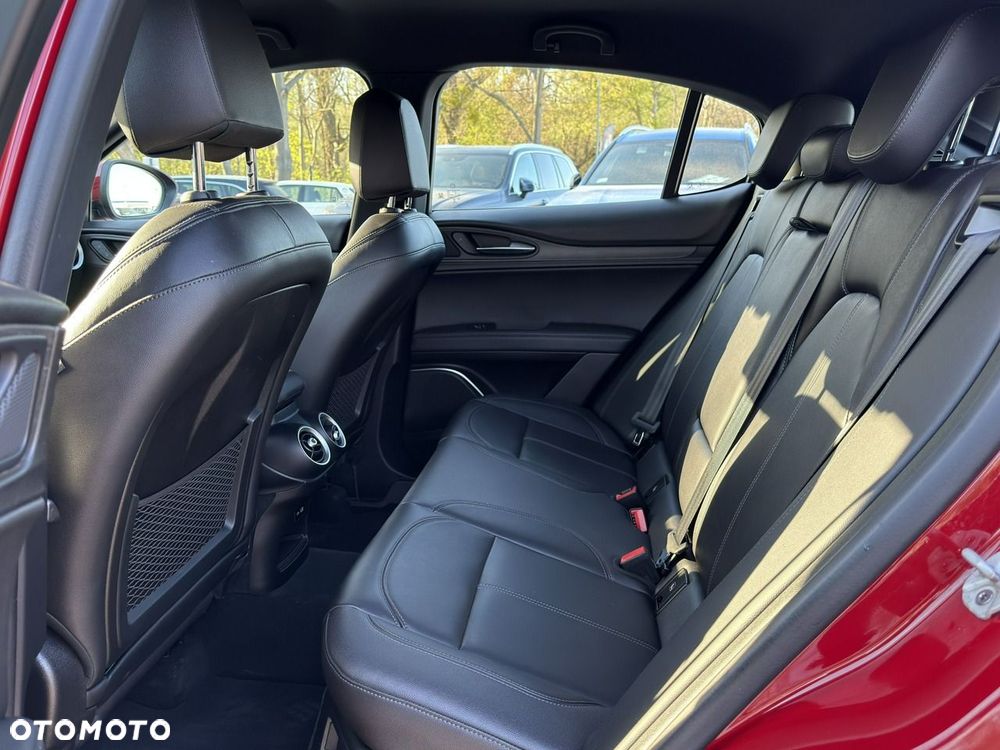Alfa Romeo Stelvio 2.0 Turbo TI Q4 - 16