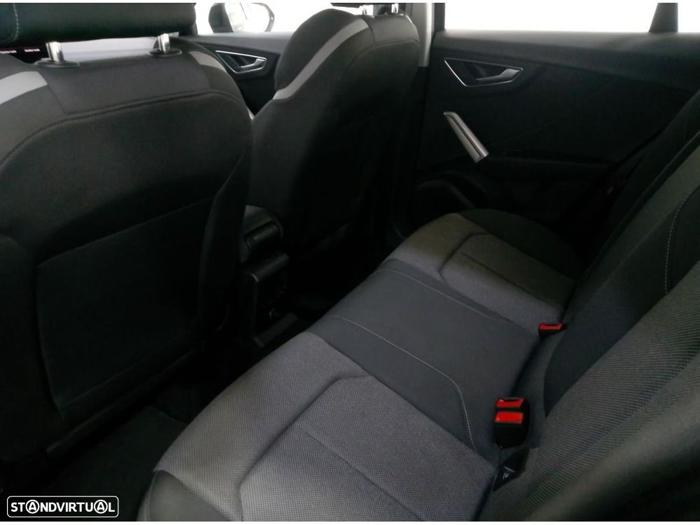 Audi Q2 30 TFSI - 9